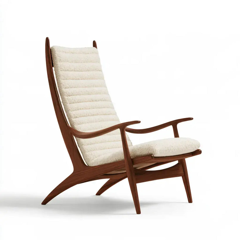 Sillón con respaldo alto y estructura de trama abierta en color beige y marrón, de la marca Vardica.